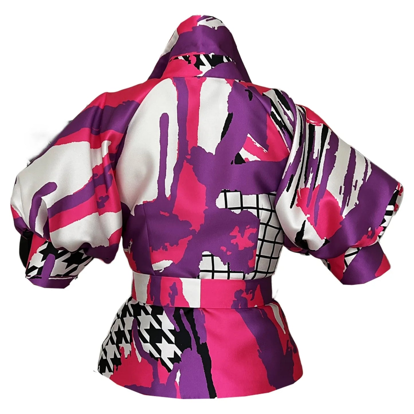 shirtjacket with puffarm and belt arty print pink purple black and white