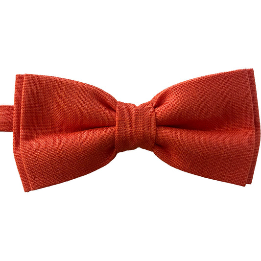 Classy & classic bow tie orange