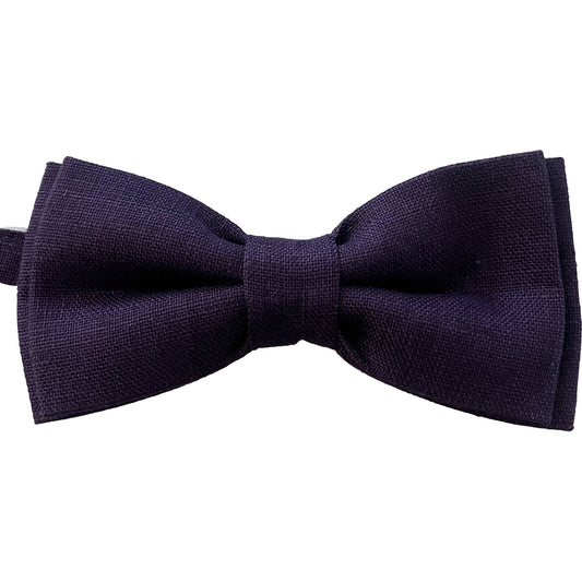 Classy & classic bow tie dark purple