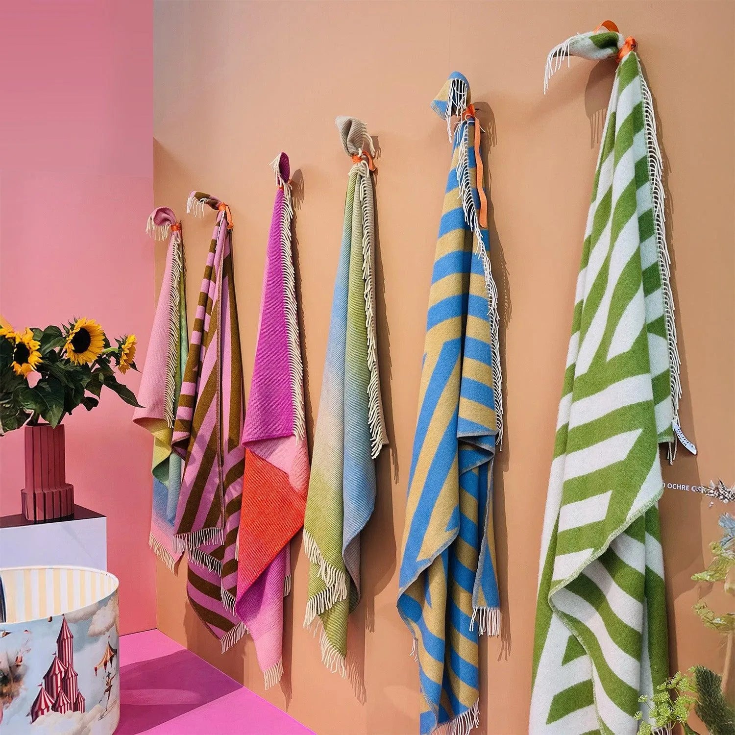 Blanket Tangent - Lambswool - Purple Fuschia