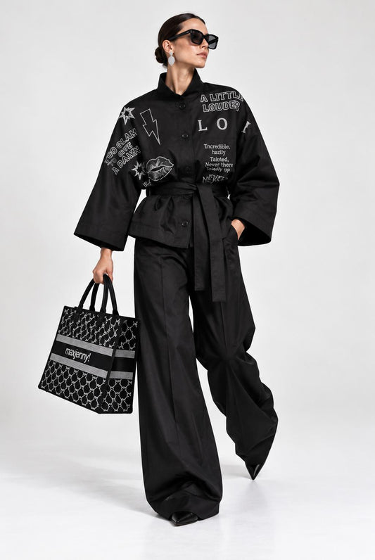 Boxy Jacket Schwarz mit Swarovski Detailien