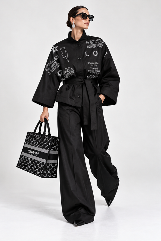 Boxy Jacket Schwarz mit Swarovski Detailien