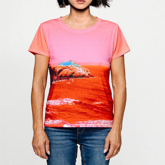 T-shirt - Red Blue Landscape