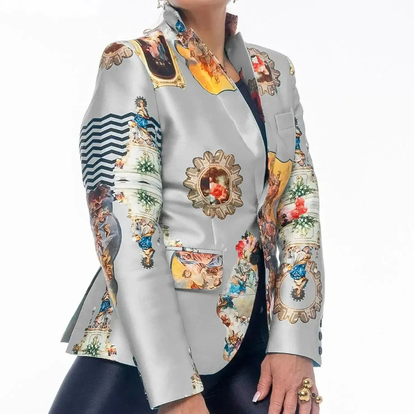 CUSTOMMADE Woman´s size suit jacket printed